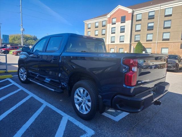 2023 Chevrolet Silverado 1500 4WD Crew Cab Short Bed Custom