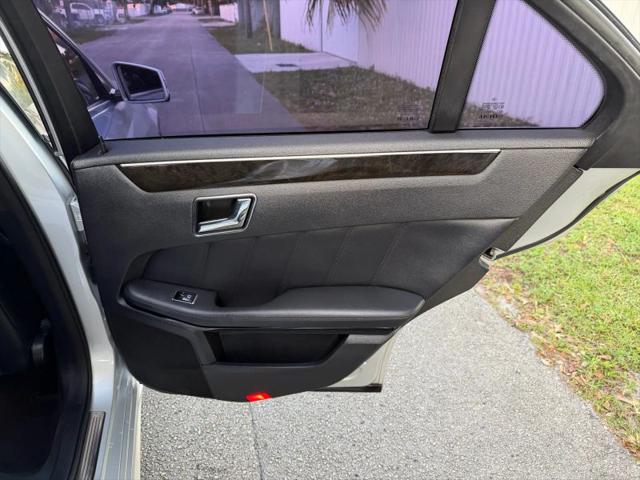 2010 Mercedes-Benz E 350 E 350 Sedan 4D