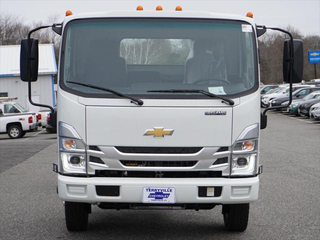 2025 Chevrolet 5500 Base