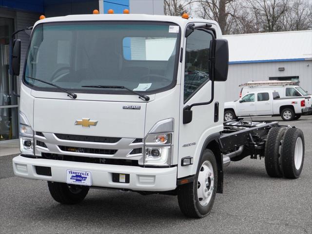 2025 Chevrolet 5500 Base