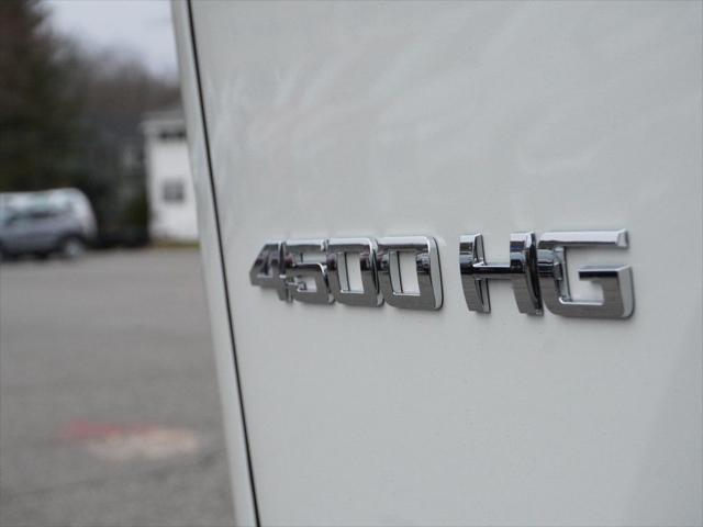 2025 Chevrolet 5500 Base