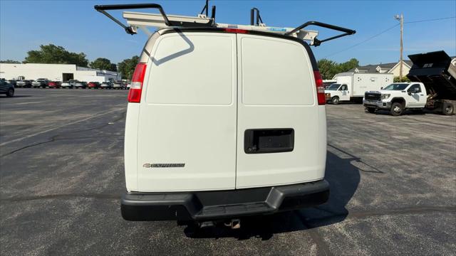 2020 Chevrolet Express Cargo RWD 2500 Regular Wheelbase WT