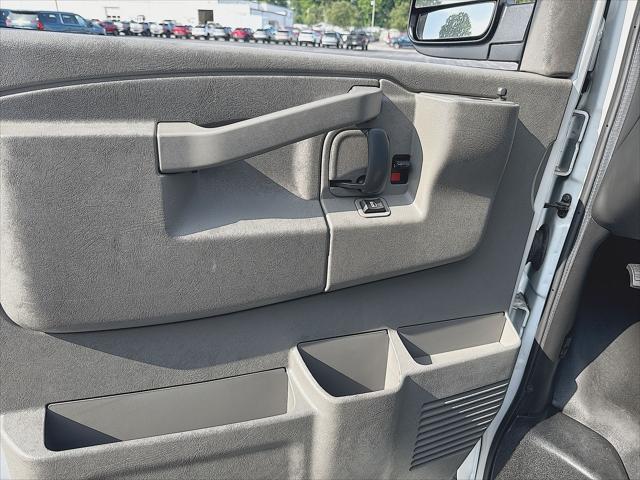 2020 Chevrolet Express Cargo RWD 2500 Regular Wheelbase WT