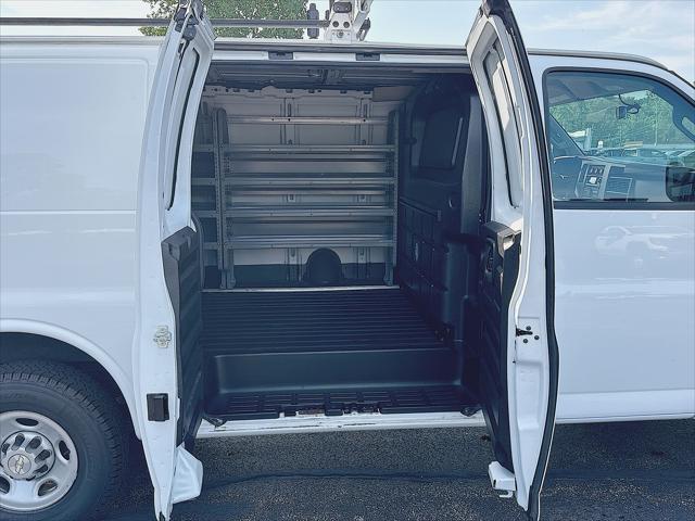 2020 Chevrolet Express Cargo RWD 2500 Regular Wheelbase WT