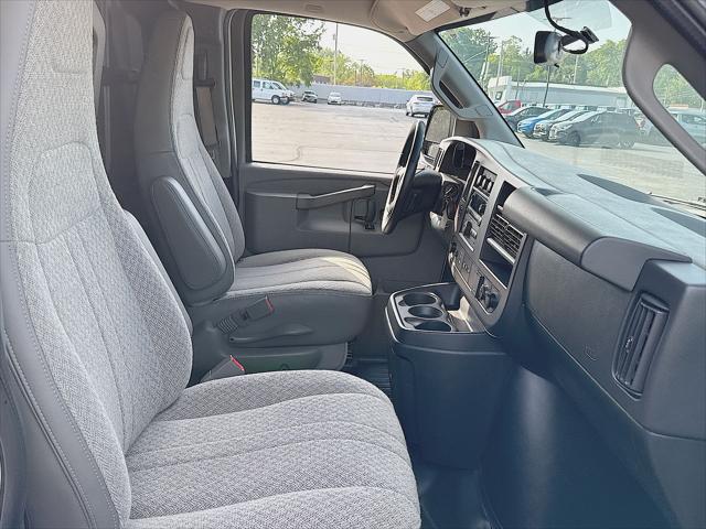 2020 Chevrolet Express Cargo RWD 2500 Regular Wheelbase WT