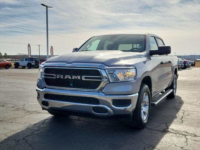 2020 RAM 1500 Tradesman Crew Cab 4x4 57 Box