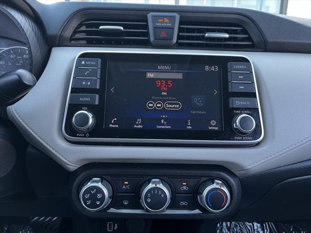 2021 Nissan Versa SV Xtronic CVT