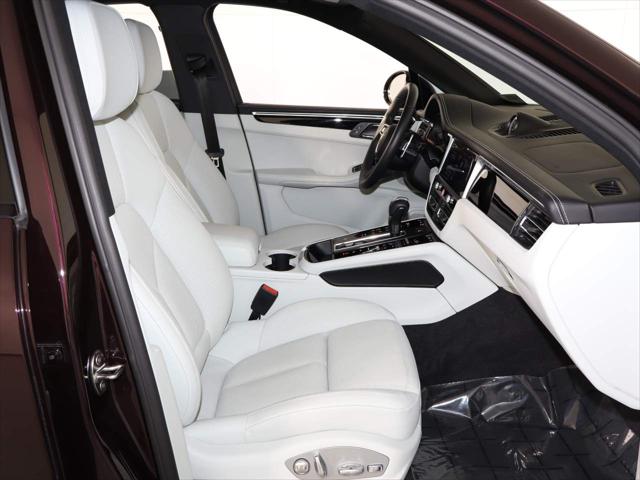 2024 Porsche Macan T