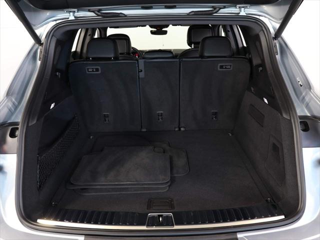 2024 Porsche Cayenne Unknown