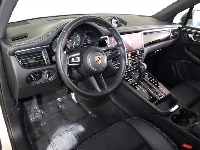 2024 Porsche Macan T