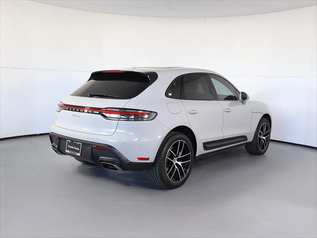 2024 Porsche Macan T
