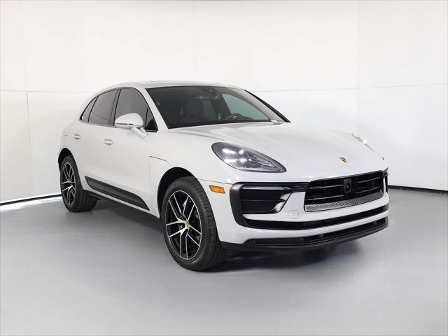 2024 Porsche Macan T