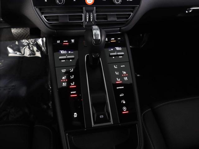 2024 Porsche Macan T