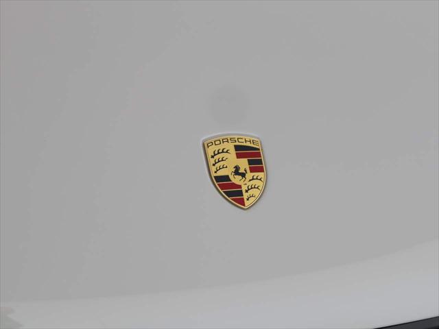 2024 Porsche Macan T