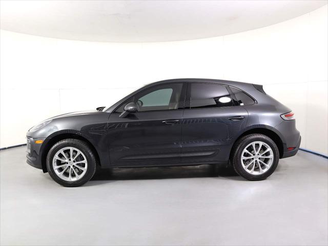 2024 Porsche Macan Unknown