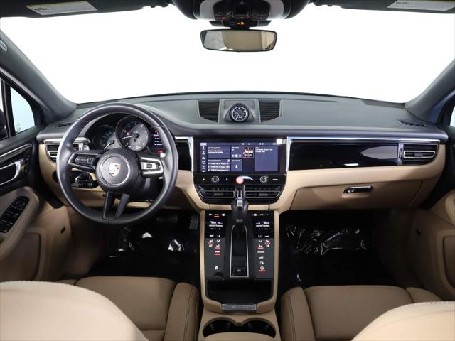 2024 Porsche Macan Unknown