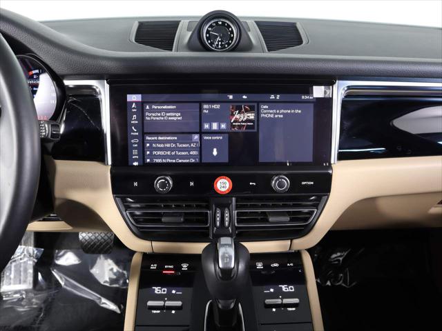 2024 Porsche Macan Unknown