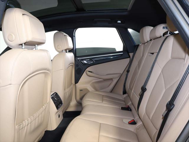2024 Porsche Macan Unknown