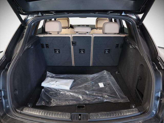 2024 Porsche Macan Unknown