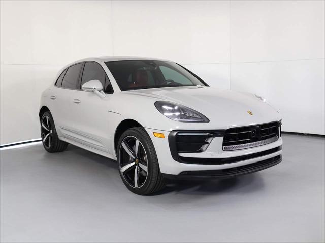 2024 Porsche Macan Unknown