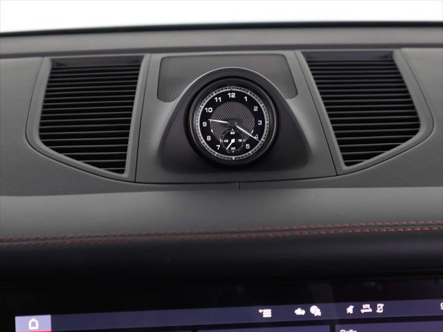 2024 Porsche Macan Unknown