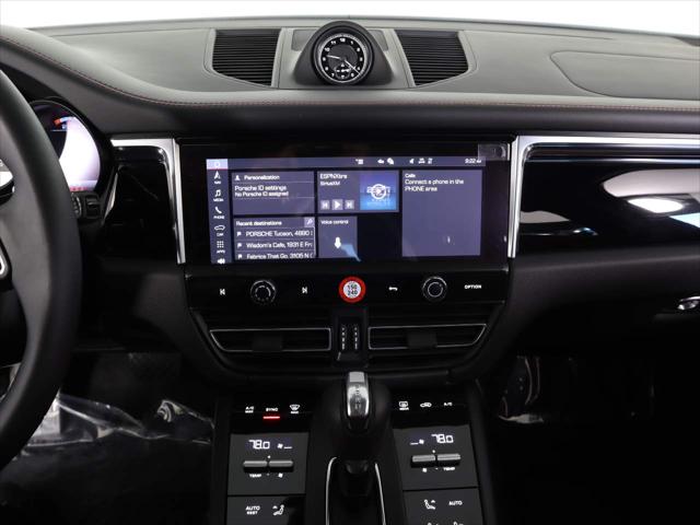 2024 Porsche Macan Unknown