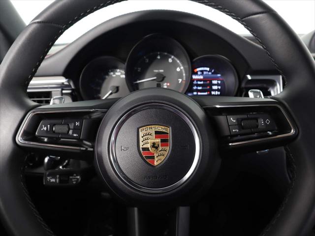 2024 Porsche Macan Unknown
