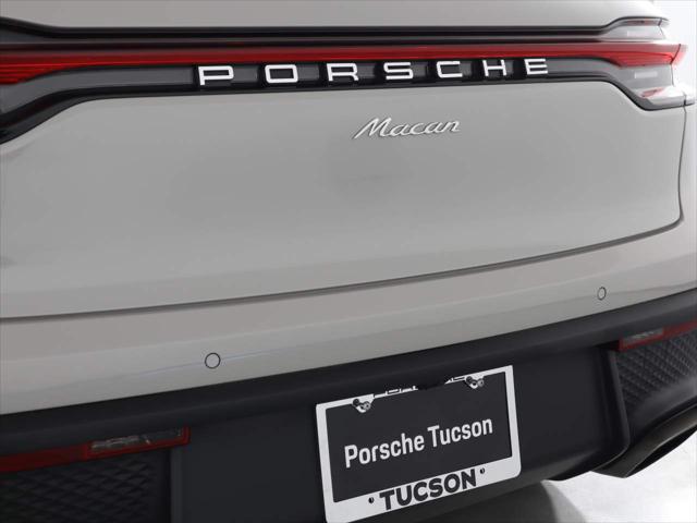 2024 Porsche Macan Unknown