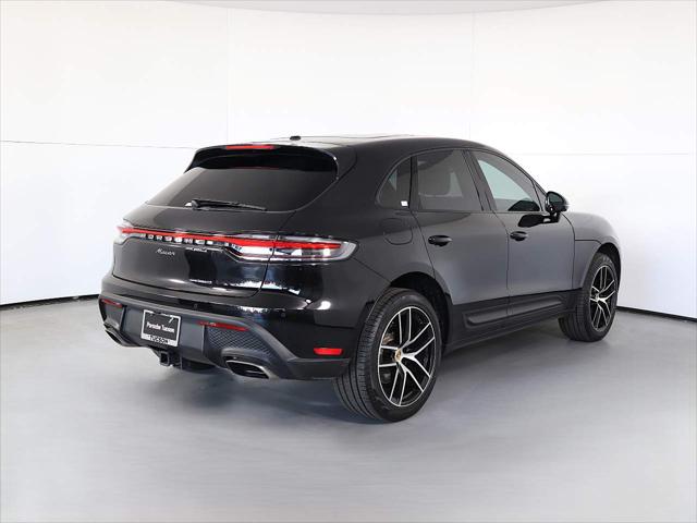 2024 Porsche Macan Unknown