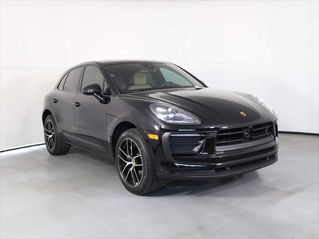 2024 Porsche Macan Unknown
