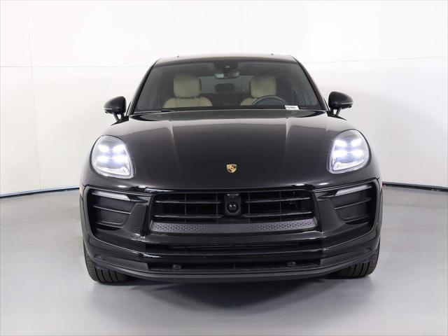 2024 Porsche Macan Unknown