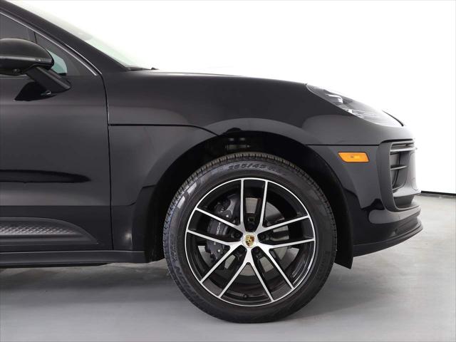 2024 Porsche Macan Unknown