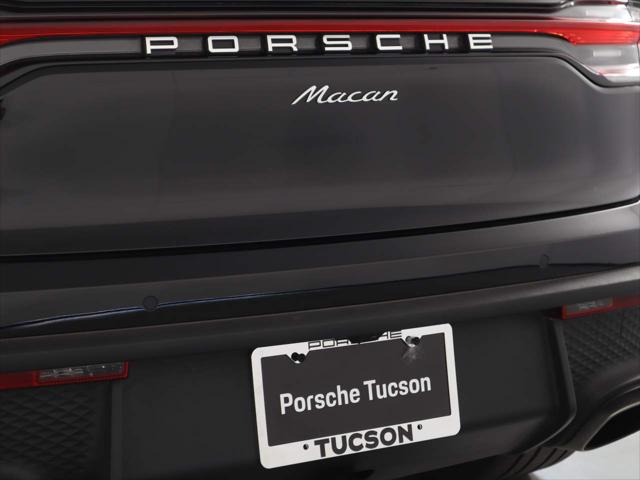 2024 Porsche Macan Unknown