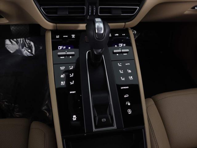 2024 Porsche Macan Unknown