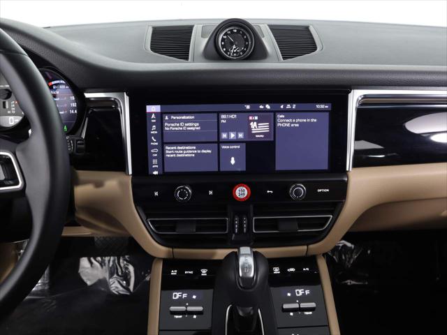 2024 Porsche Macan Unknown