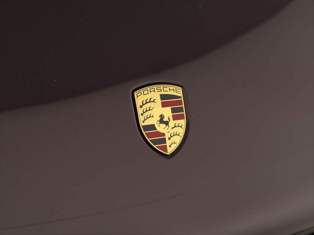 2024 Porsche Macan Unknown