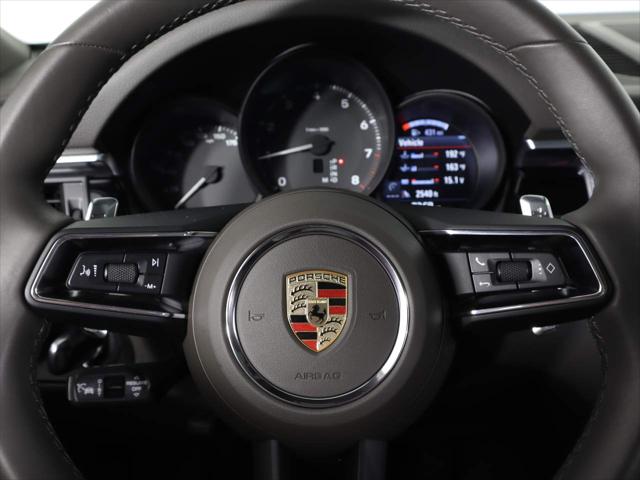 2024 Porsche Macan Unknown