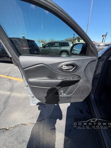 2023 Jeep Cherokee Altitude Lux 4x4