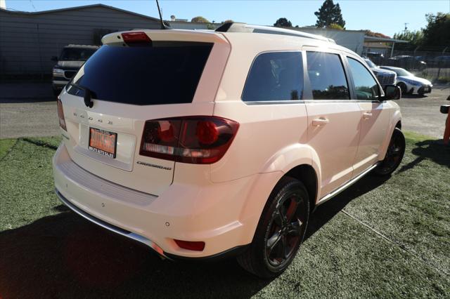 2020 Dodge Journey Crossroad