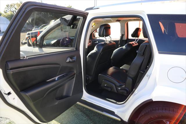 2020 Dodge Journey Crossroad