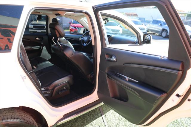 2020 Dodge Journey Crossroad