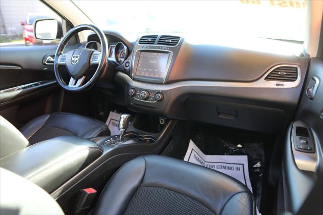 2020 Dodge Journey Crossroad