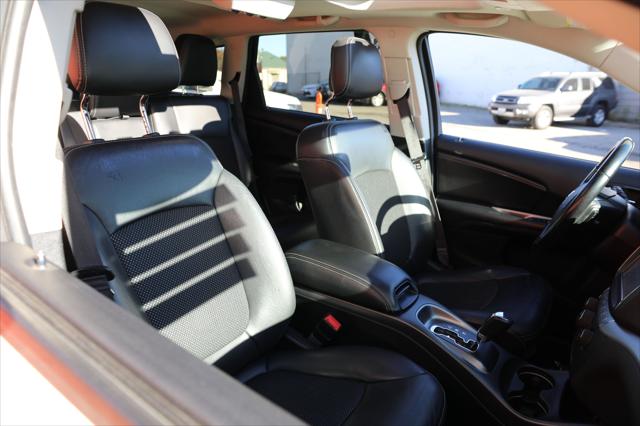 2020 Dodge Journey Crossroad