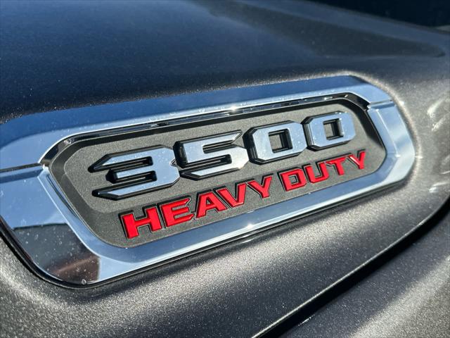 2024 RAM Ram 3500 Chassis Cab RAM 3500 LARAMIE CREW CAB CHASSIS 4X4 60 CA