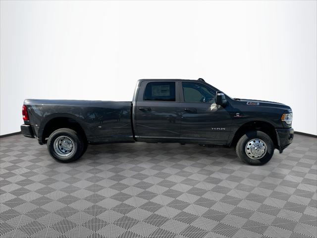 2024 RAM Ram 3500 RAM 3500 BIG HORN CREW CAB 4X4 8 BOX