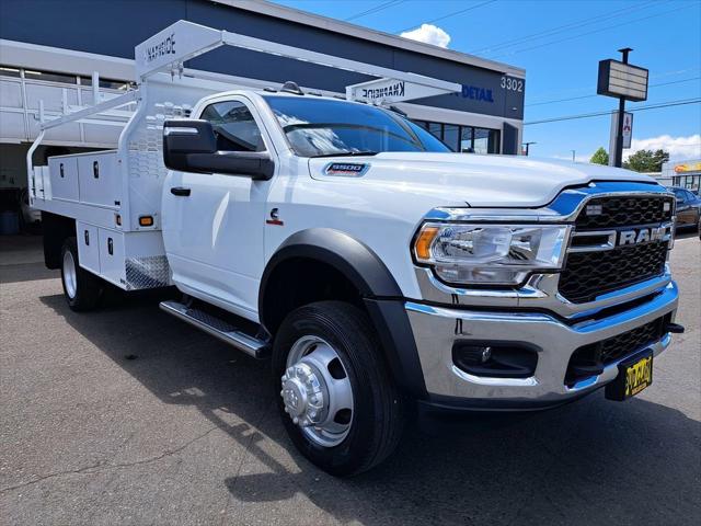 2024 RAM Ram 5500 Chassis Cab RAM 5500 TRADESMAN CHASSIS REGULAR CAB 4X4 84 CA