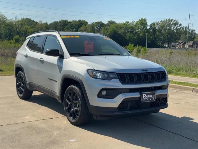 2025 Jeep Compass COMPASS LATITUDE 4X4