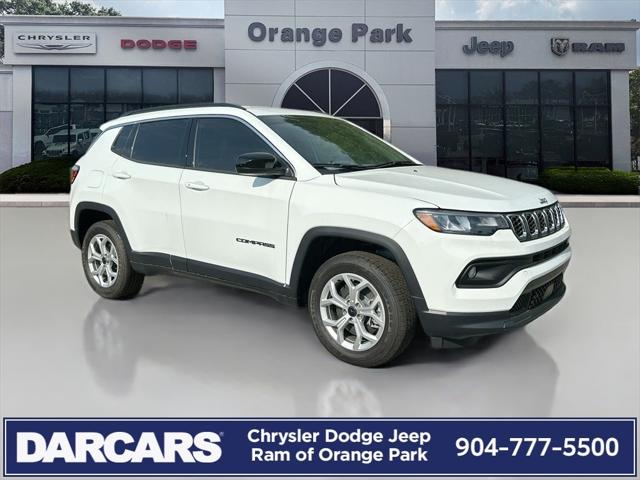 2025 Jeep Compass COMPASS LATITUDE 4X4