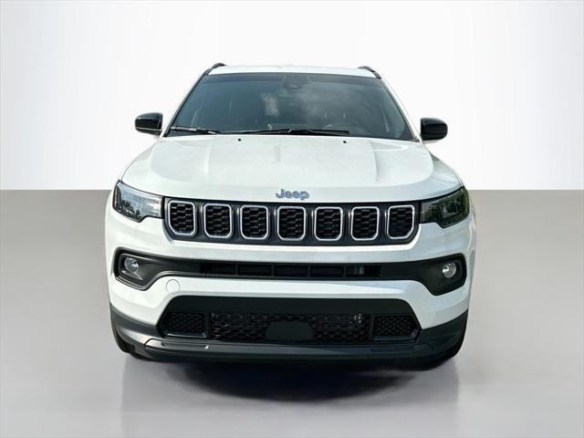 2025 Jeep Compass COMPASS LATITUDE 4X4