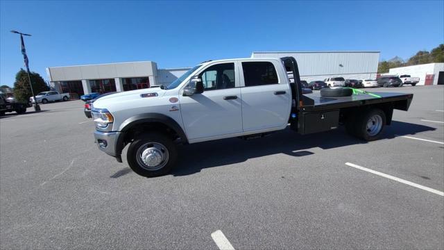 2024 RAM Ram 5500 Chassis Cab RAM 5500 TRADESMAN CHASSIS CREW CAB 4X4 84 CA